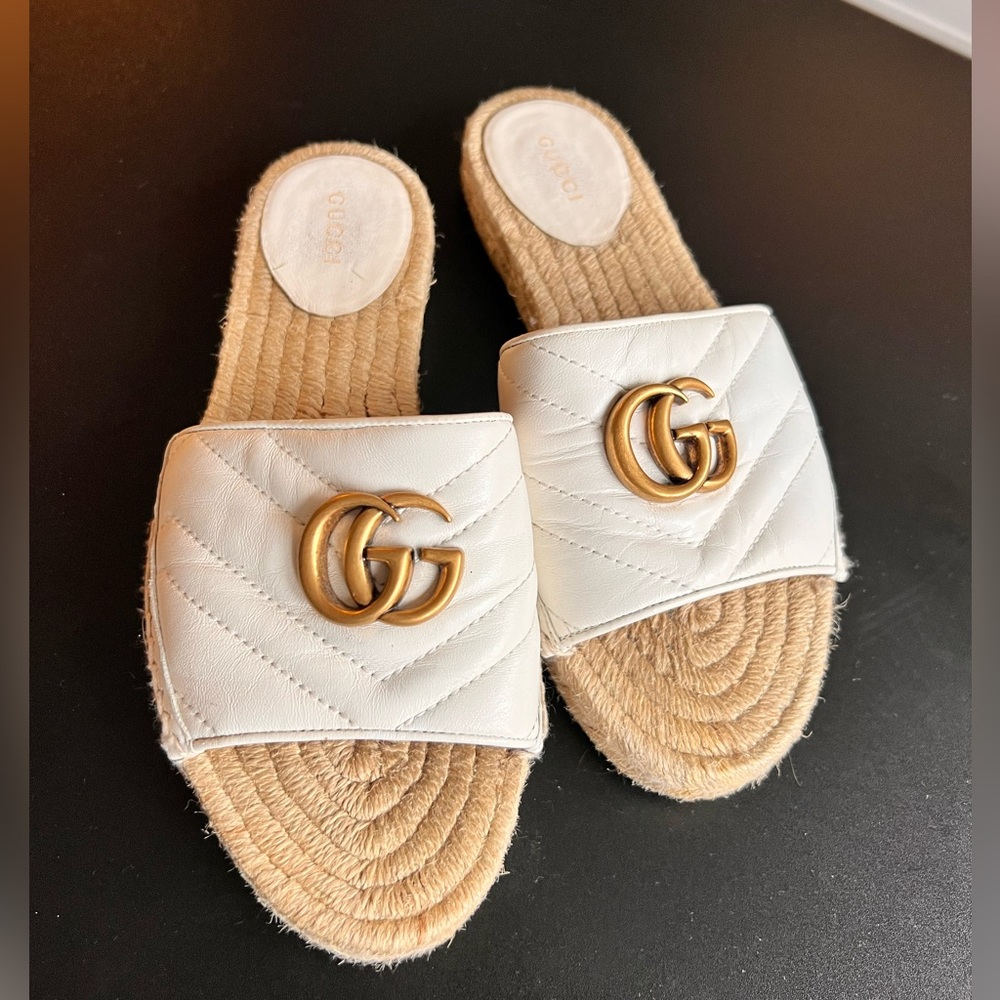 Gucci Cream Espadrille Slides with Gold Logo